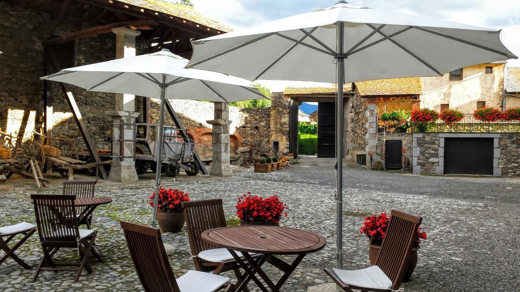 Hotel Bernat De So Llivia Exterior foto